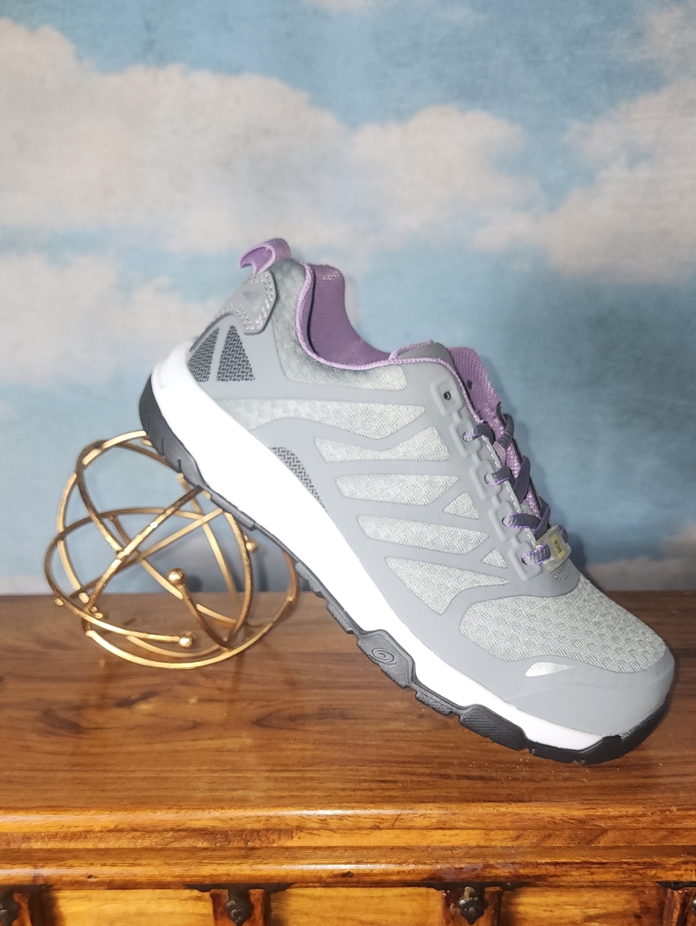 Nautilus Women's Steel Toe Work Shoe Size 7.5